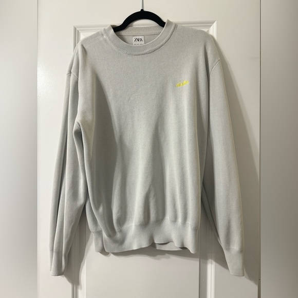 Zara sweater - size large - Picture 2 of 5